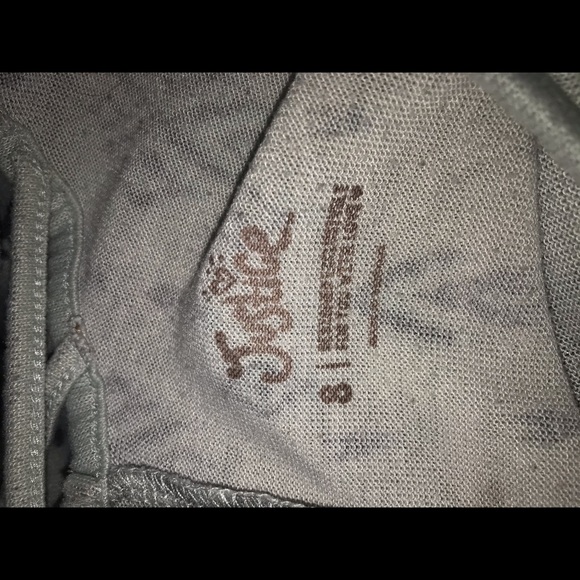 shirt - Picture 3 of 3